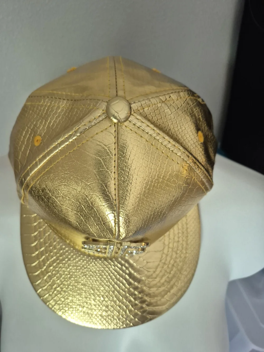 Men's Metallic Gold Rhinestone Dollar-Sign Snapback Hat